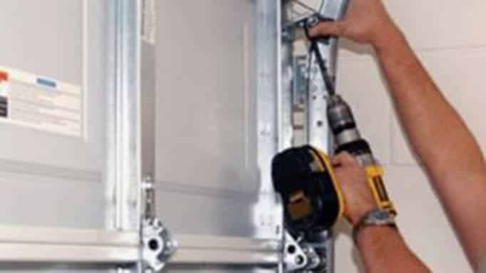Randburg garage door repairs and services at affordable prices